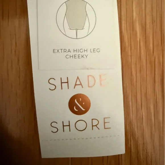 Women’s Small Shade and Shore Black Halter One-Piece Swimsuit NWT - Picture 4 of 5